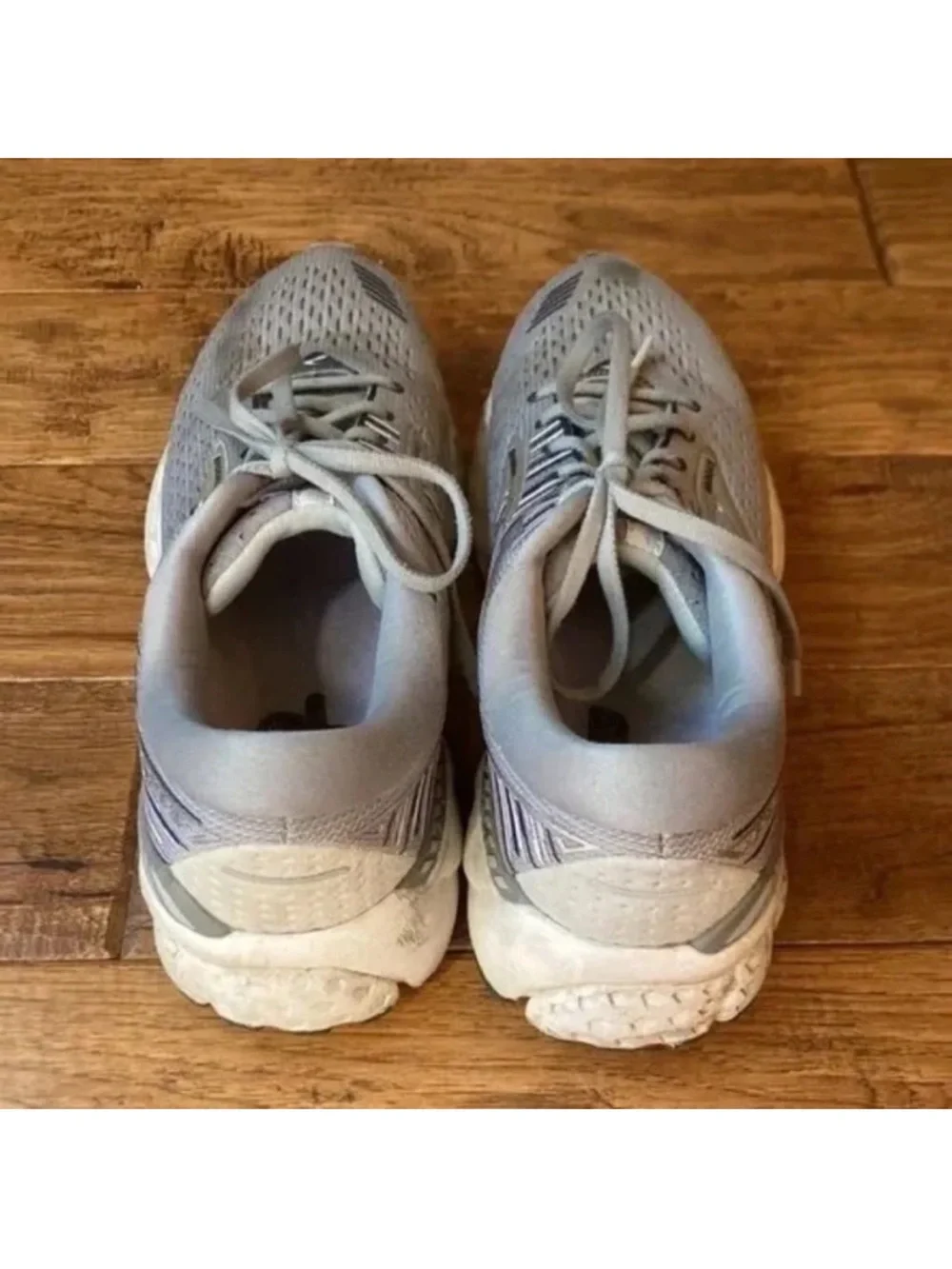 Brooks Adrenaline 19 Cushioned Running Shoes Gray Purple Womens Size 9.5
